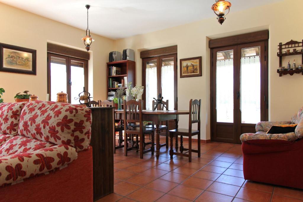 Hotel Los Arrenes De Tarancueña Extérieur photo