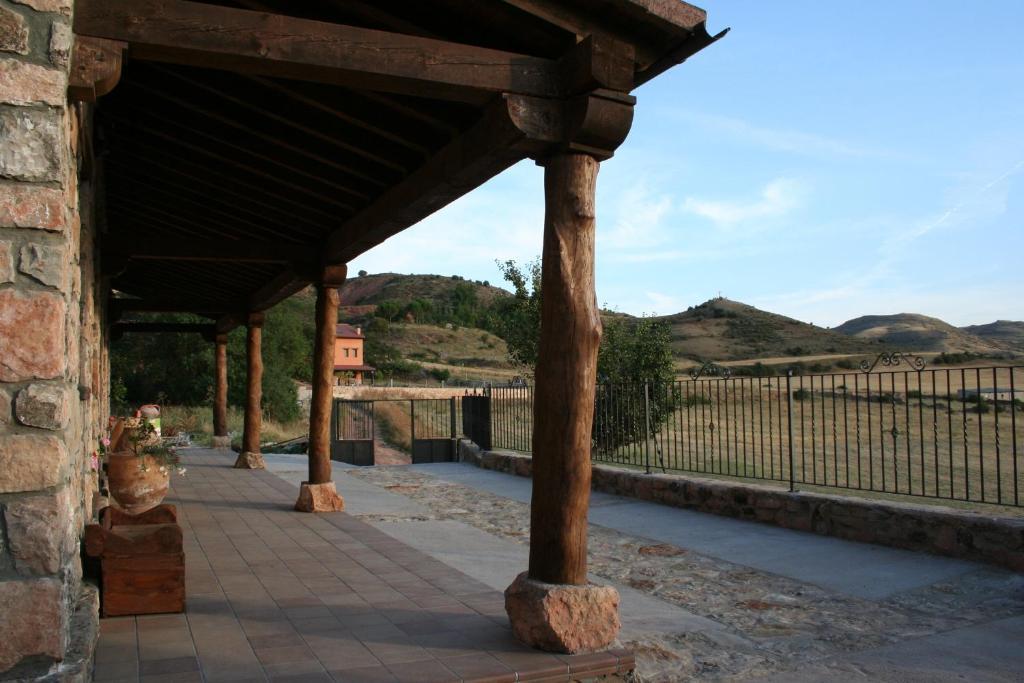 Hotel Los Arrenes De Tarancueña Extérieur photo