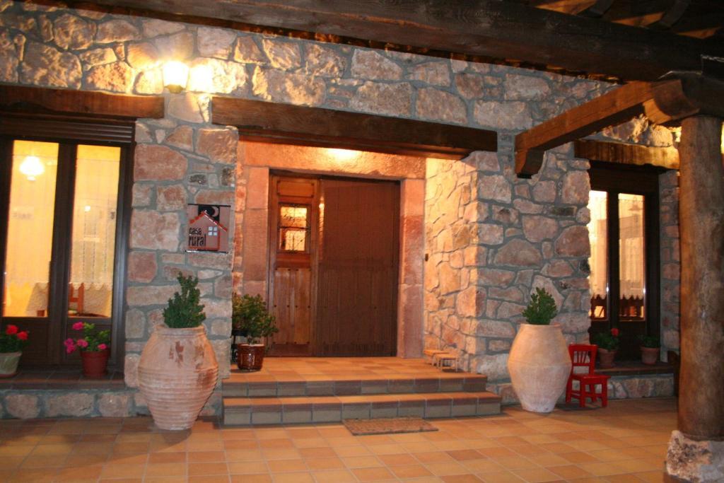 Hotel Los Arrenes De Tarancueña Extérieur photo